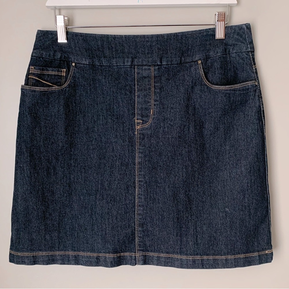 Reitmans size 9 jean skort - Picture 2 of 12